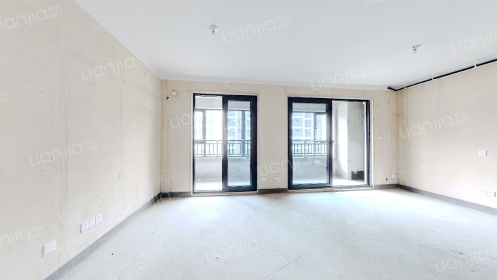 上坤云栖麓二手房实景图