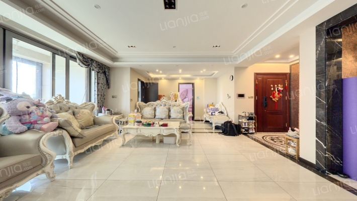 融创滨江壹号院二手房实景图