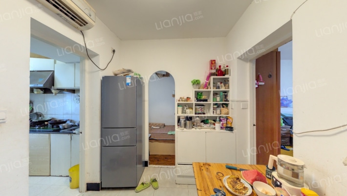 镇电新村二手房实景图