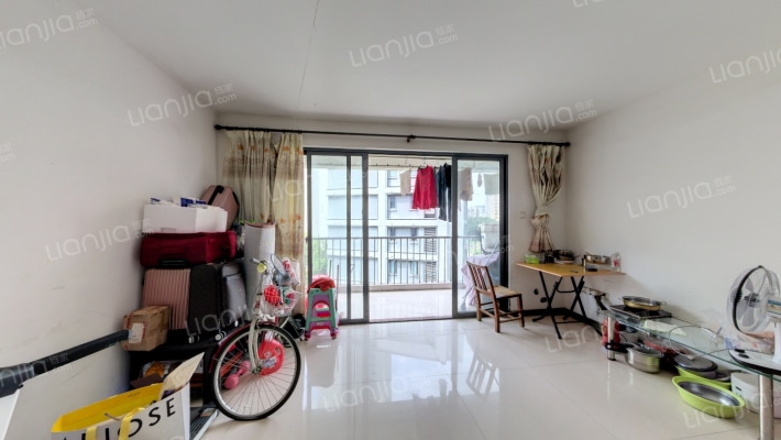 中佳蓝湾二手房实景图