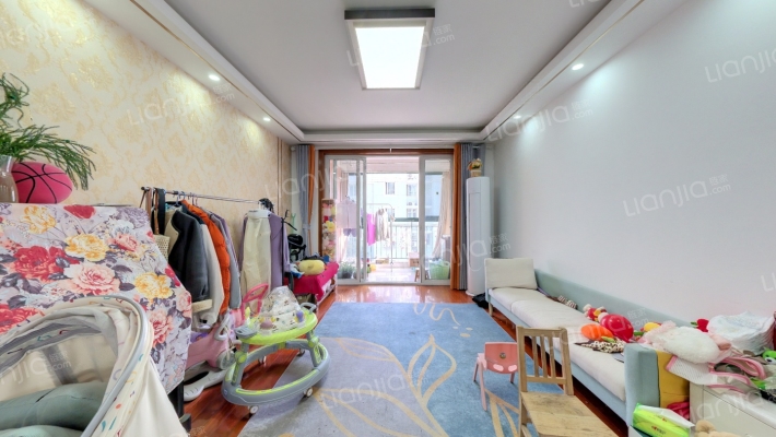 宝菊新家园二手房实景图