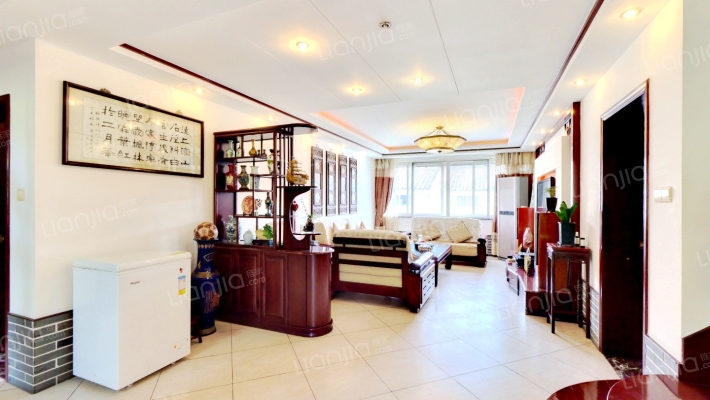 园林里二手房实景图