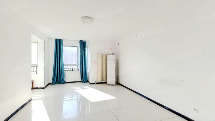 财信圣堤亚纳小区二手房实景图