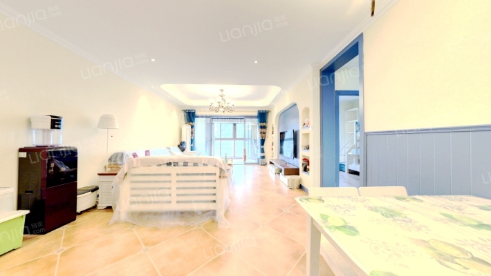 保利公园198蔷薇郡二手房实景图