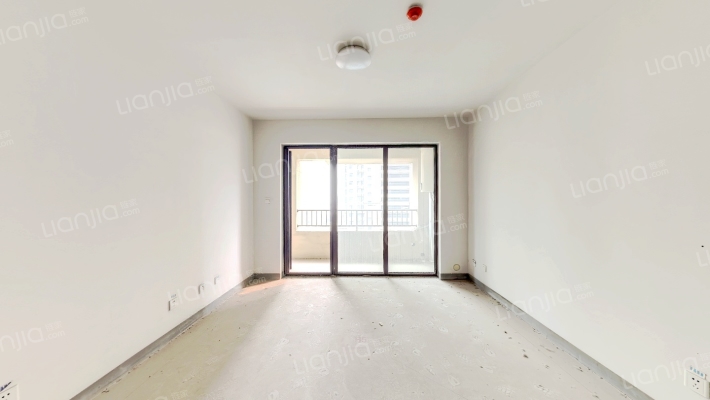 海尔云世界滟澜公馆花园二区二手房实景图