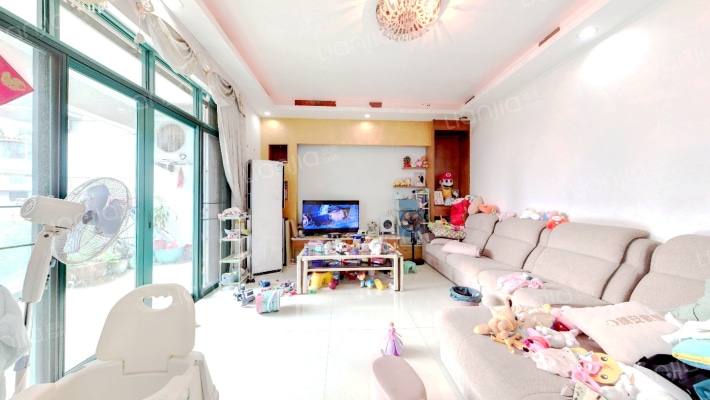 银畔丽苑二手房实景图