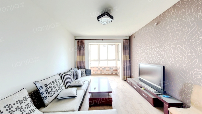 朗钜维尔蓝堤花园二手房实景图