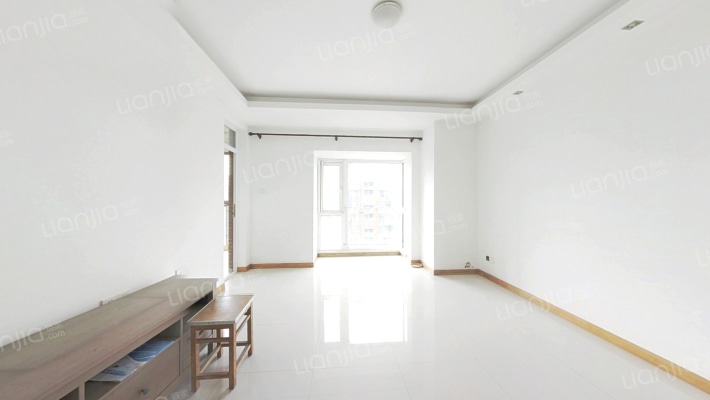 东郊小镇第二街区二手房实景图