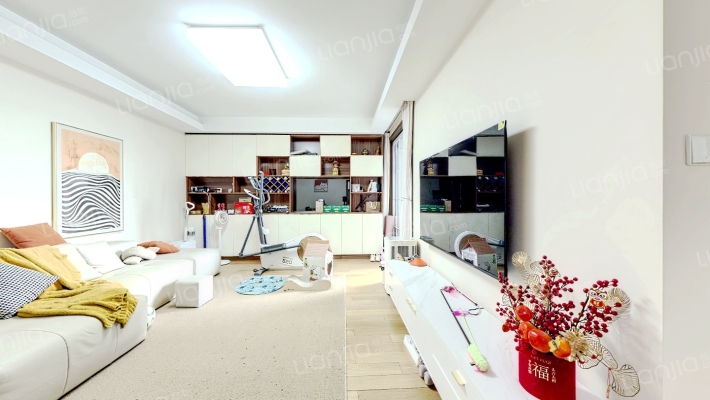 保利香槟苑二手房实景图