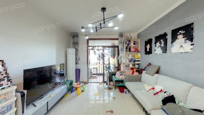 禹洲华侨城三期荷园二手房实景图