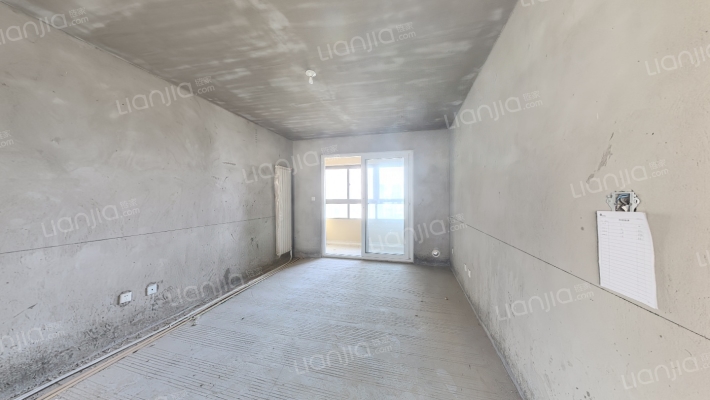 琥珀名郡香颂里二手房实景图