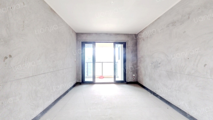 融创云湖十里C区二手房实景图