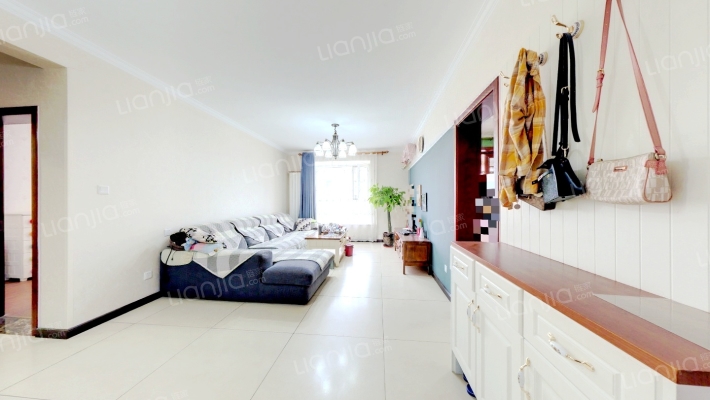 金桥水岸二手房实景图