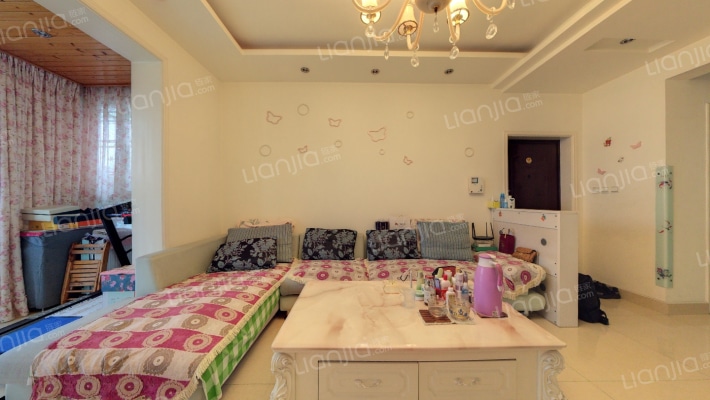 青城24院二手房实景图