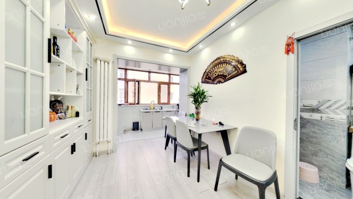 保障华庭二区二手房实景图