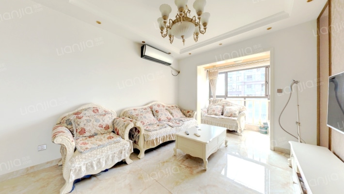 华宜铂仕公馆二手房实景图