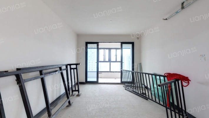 华润凤凰城二手房实景图