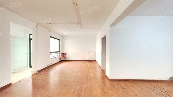 国贸公寓二手房实景图