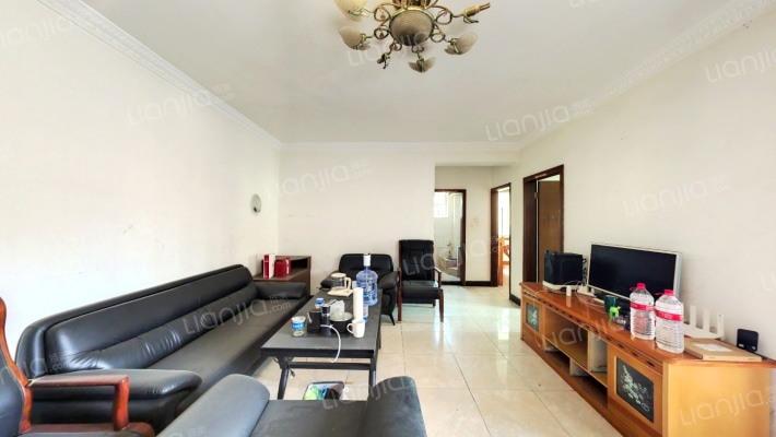 翡翠山庄二手房实景图