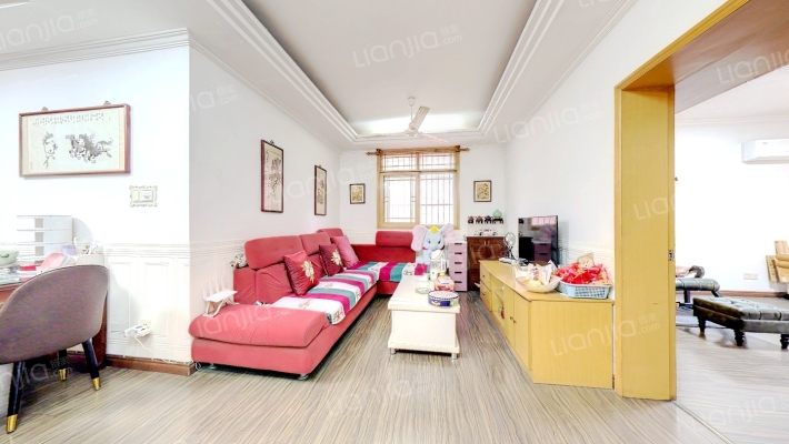 剑阁路二手房实景图