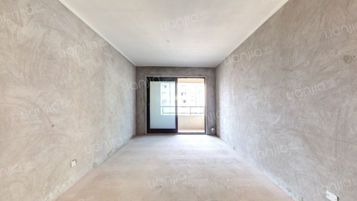 鲁能泰山7号十八街区二手房实景图