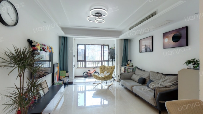 新城·樾府二手房实景图