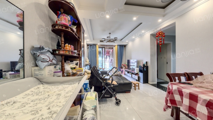 凤凰湾天悦二手房实景图