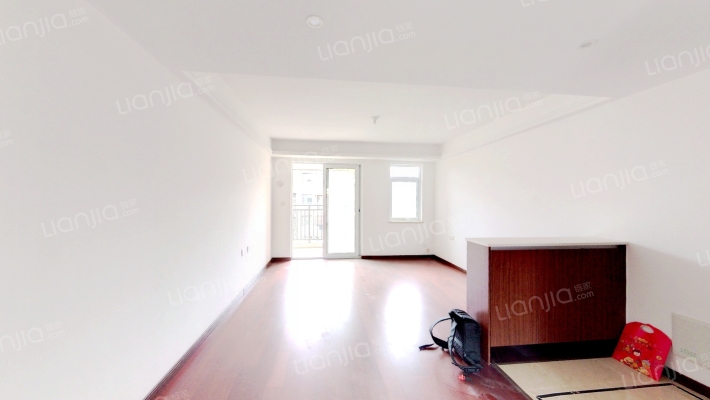 万科红墅二手房实景图