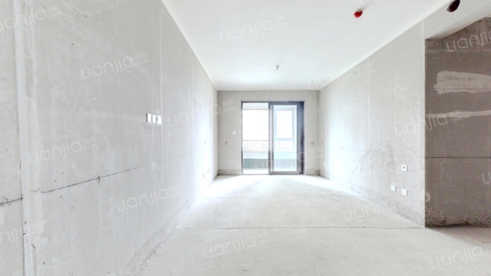 融创城融华园二手房实景图