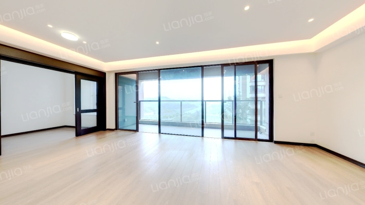 万科十七英里二手房实景图