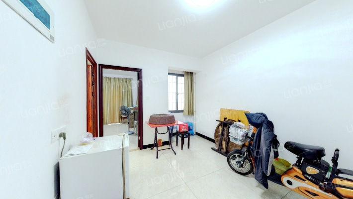 新港苑二手房实景图