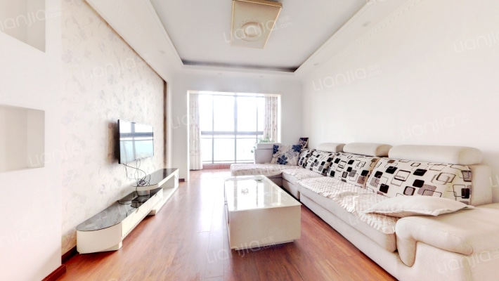 海伦国际一期二手房实景图