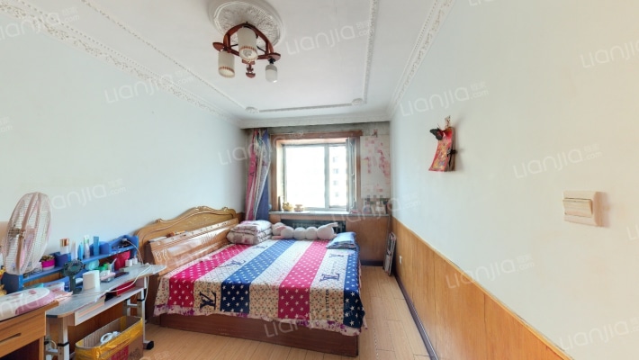 红旗农场综合楼二手房实景图