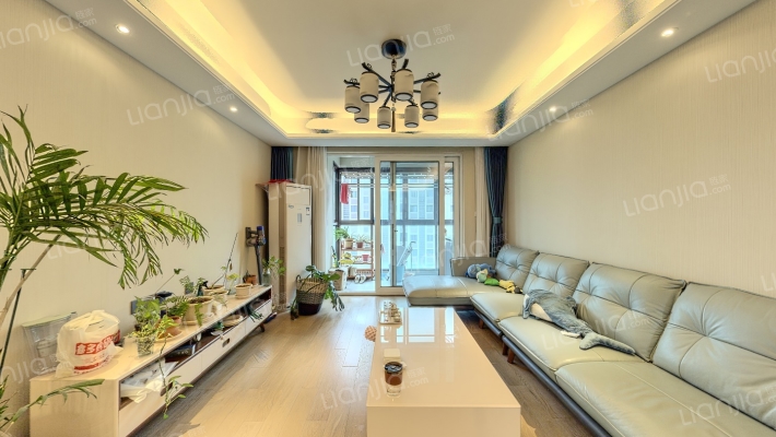 万科金域东方二手房实景图