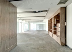 整租·绿地之窗云峰座 4室1厅 南_绿地之窗云峰座租房