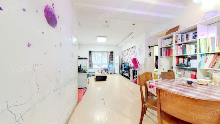 岚颐公馆二手房实景图