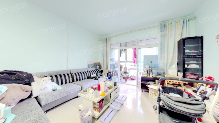 新怡华庭东区二手房实景图