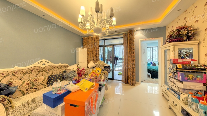 多蓝水岸听涛苑二手房实景图