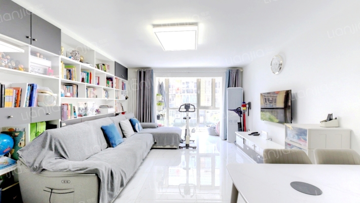 怡然家园5号院二手房实景图