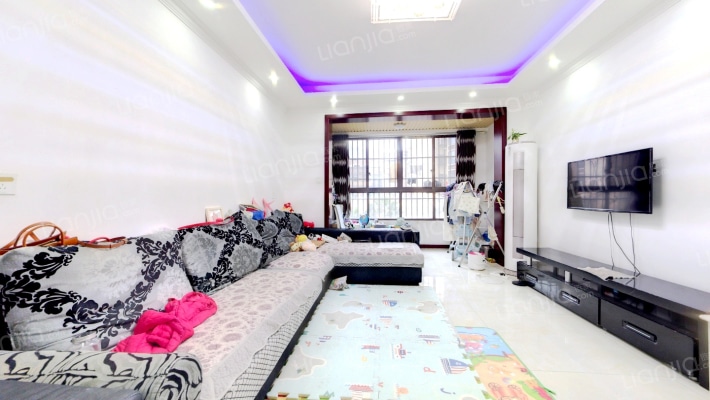 雄飞北尚广场二手房实景图