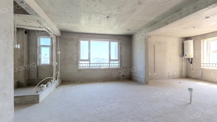 山语丽舍二手房实景图