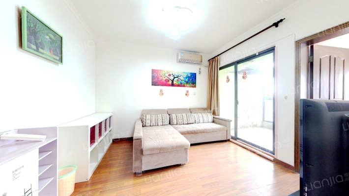 山水华庭二手房实景图