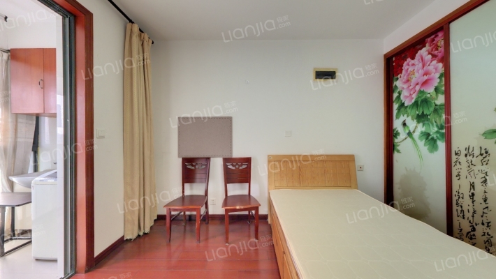 远香舫新苑二手房实景图