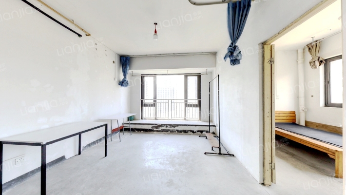 华鼎君临天峯二手房实景图