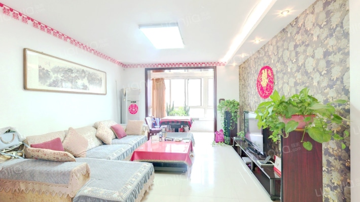 海龙花园东区二手房实景图