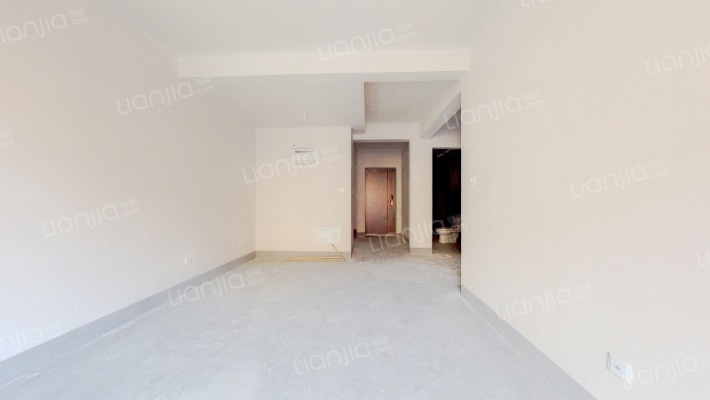 铂翠廷二手房实景图