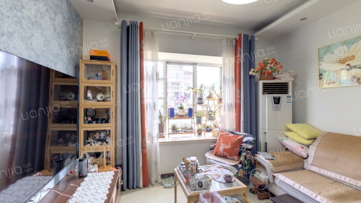 隆泉园二手房实景图