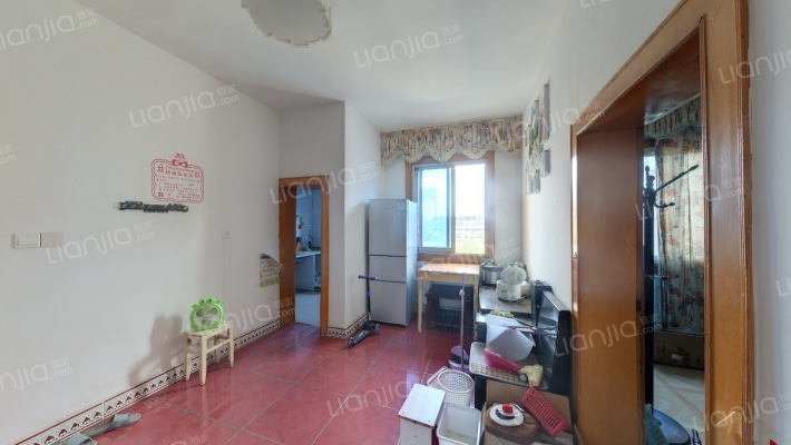 江南蓄电池厂小区二手房实景图