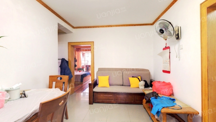 银城街二手房实景图