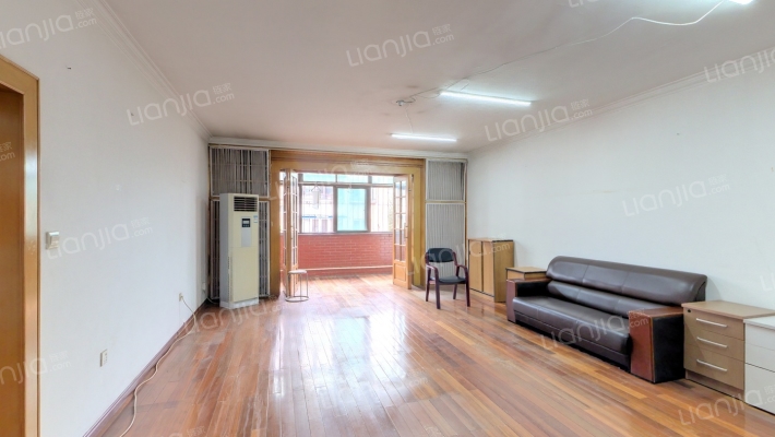 菜行社区二手房实景图